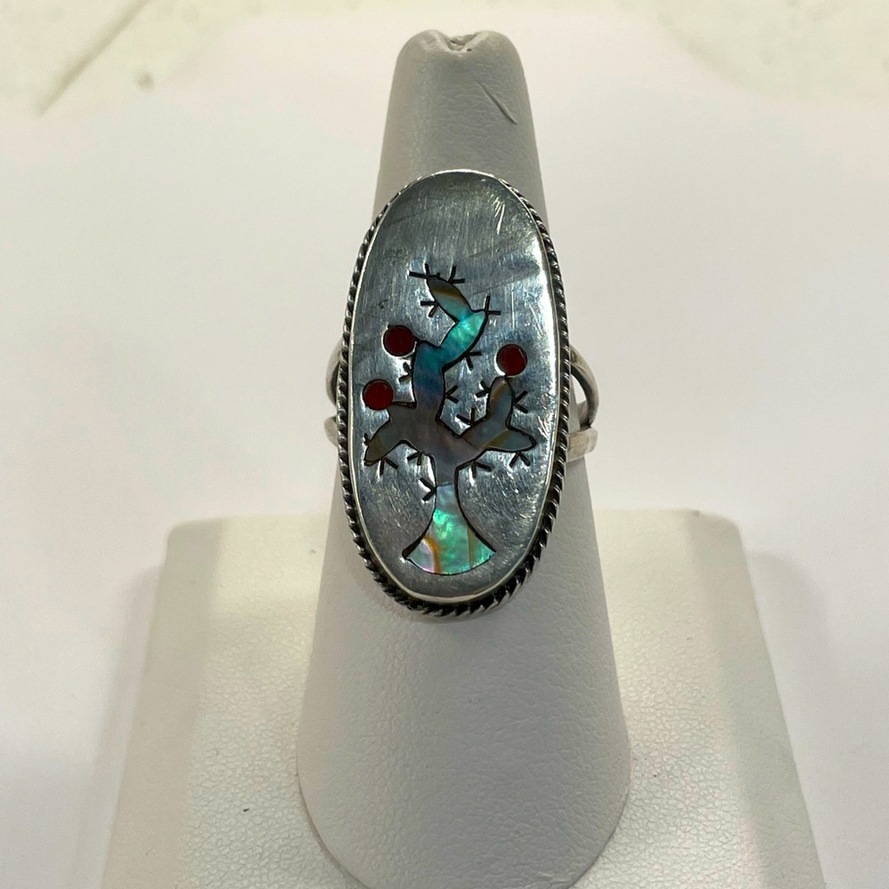 VINTAGE NATIVE AMERICAN ZUNI MOTHER OF PEARL FRUIT CATUS STERLING SILVER